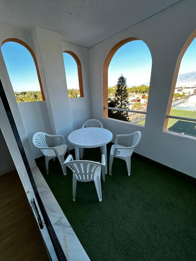 Apartemento Fenix Roquetas de Mar Kültér fotó